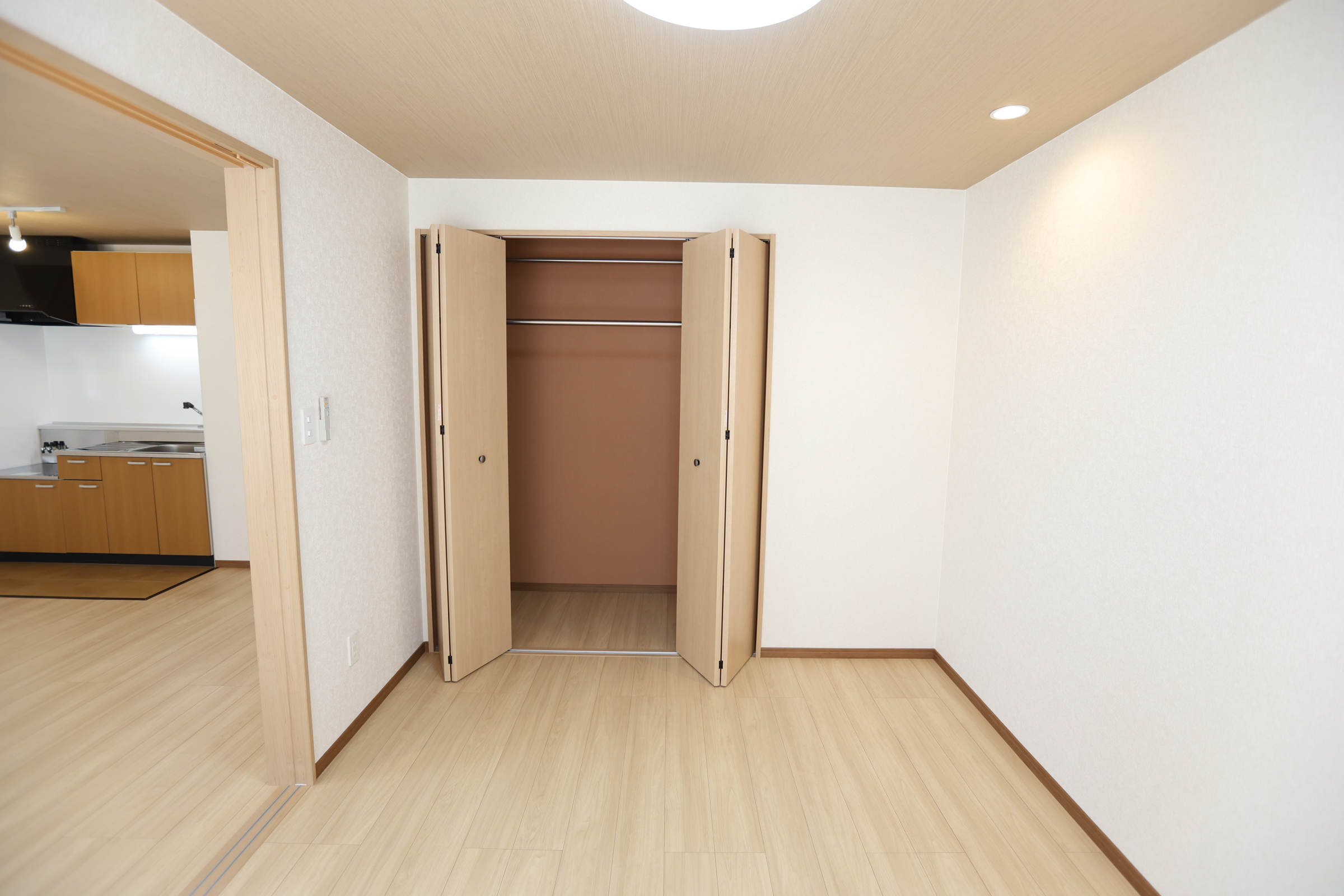 大川マンションB-102